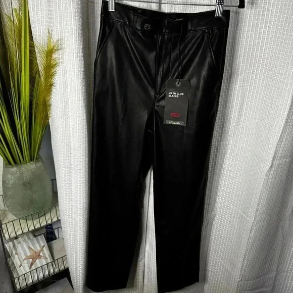 NEW Levi’s Math Club Slacks Women’s 25x27 Black Faux Leather Flare Pants NWT - Picture 2 of 13